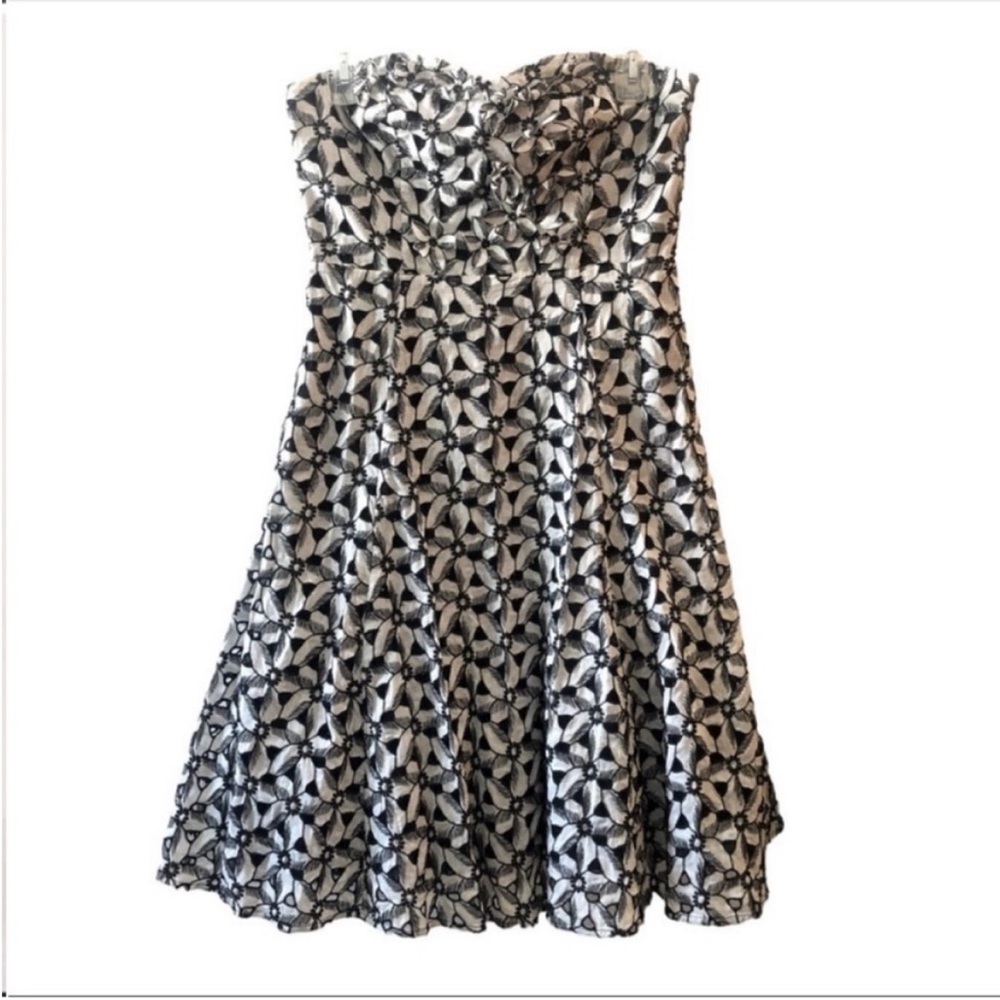 SALE Moulinette Soeurs Aster Dress Strapless Black & White Floral Lace Size 4